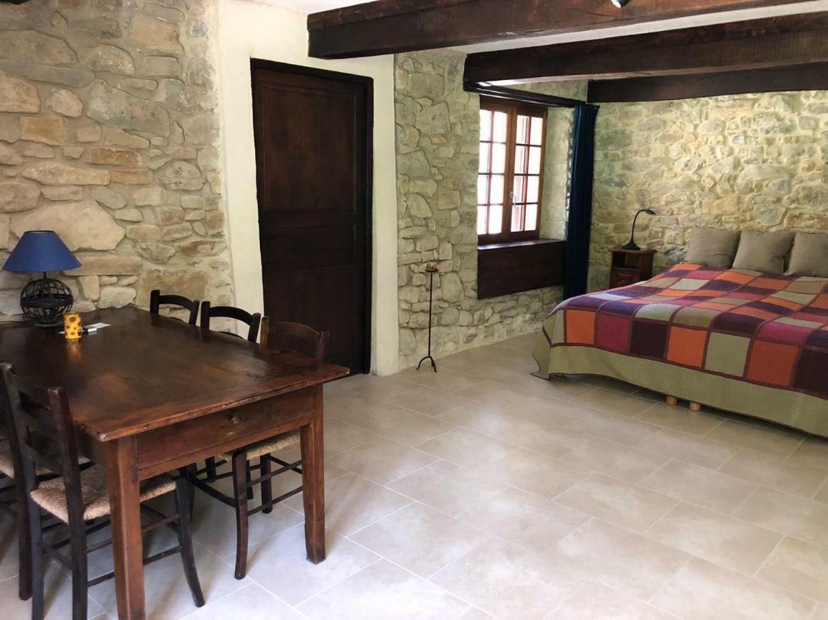 Weekend En Provence Bed & Breakfast Comps  ภายนอก รูปภาพ